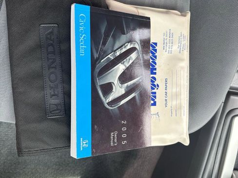 Used 2005 Honda Civic LX image 31