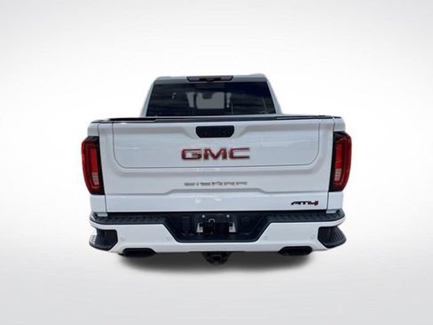 Used 2021 GMC Sierra 1500 AT4 w/ AT4 Premium Package AWD/4WD image 4