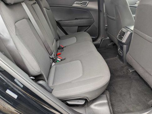 Used 2026 Kia Sportage LX AWD/4WD image 18