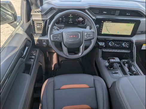 New 2026 GMC Sierra 1500 AT4 w/ AT4 Premium Package AWD/4WD image 10