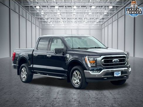 Certified 2021 Ford F150 XLT w/ Equipment Group 302A High AWD/4WD image 4