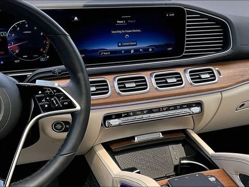 Used 2026 Mercedes-Benz GLE 450 4MATIC Coupe image 5