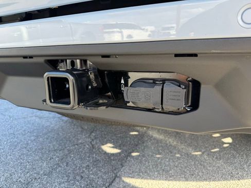 New 2025 Ford Expedition Active image 39