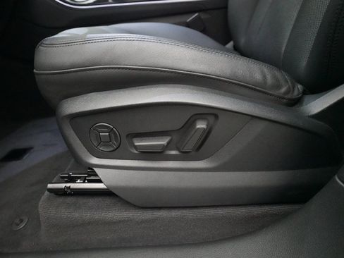 Used 2023 Audi Q7 3.0T Prestige w/ Prestige Package image 17