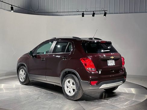 Used 2020 Chevrolet Trax LT FWD image 13