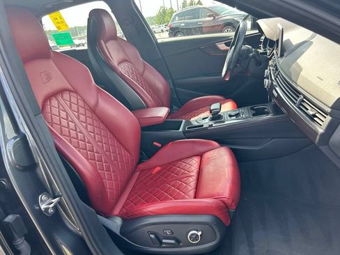 Used 2019 Audi S4 Premium Plus w/ Premium Plus Package AWD/4WD image 12