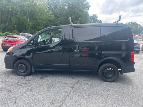 Used 2013 Nissan NV200 S w/ Back Door Glass Pkg FWD image 5