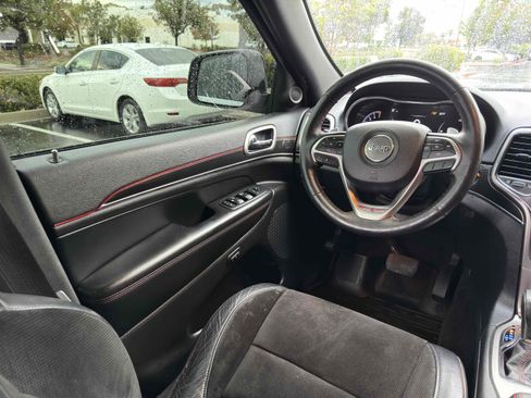 Used 2018 Jeep Grand Cherokee Trailhawk image 25