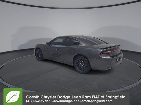 Used 2022 Dodge Charger SXT w/ Blacktop Package RWD image 11