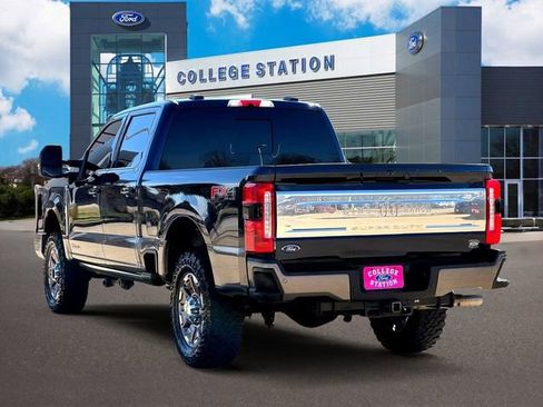 Used 2023 Ford F250 King Ranch image 3