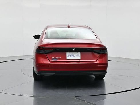 Used 2024 Honda Accord LX image 9