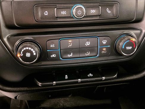 Used 2018 Chevrolet Silverado 2500 W/T image 13