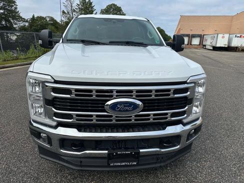 Used 2024 Ford F250 XLT image 2