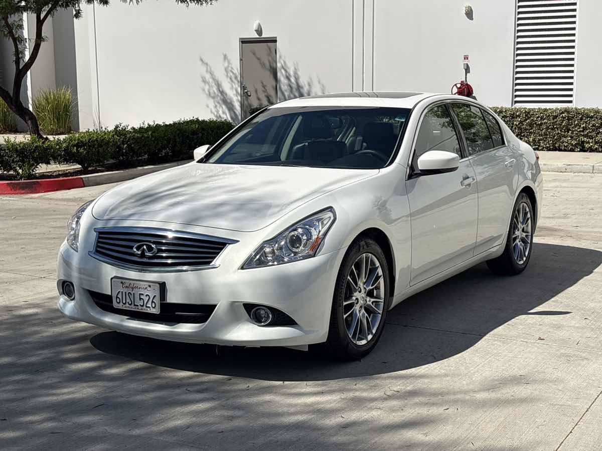 Used 2012 INFINITI G37 Journey w/ Premium Pkg RWD image 7