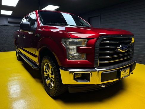 Used 2017 Ford F150 XLT w/ Equipment Group 302A Luxury image 3