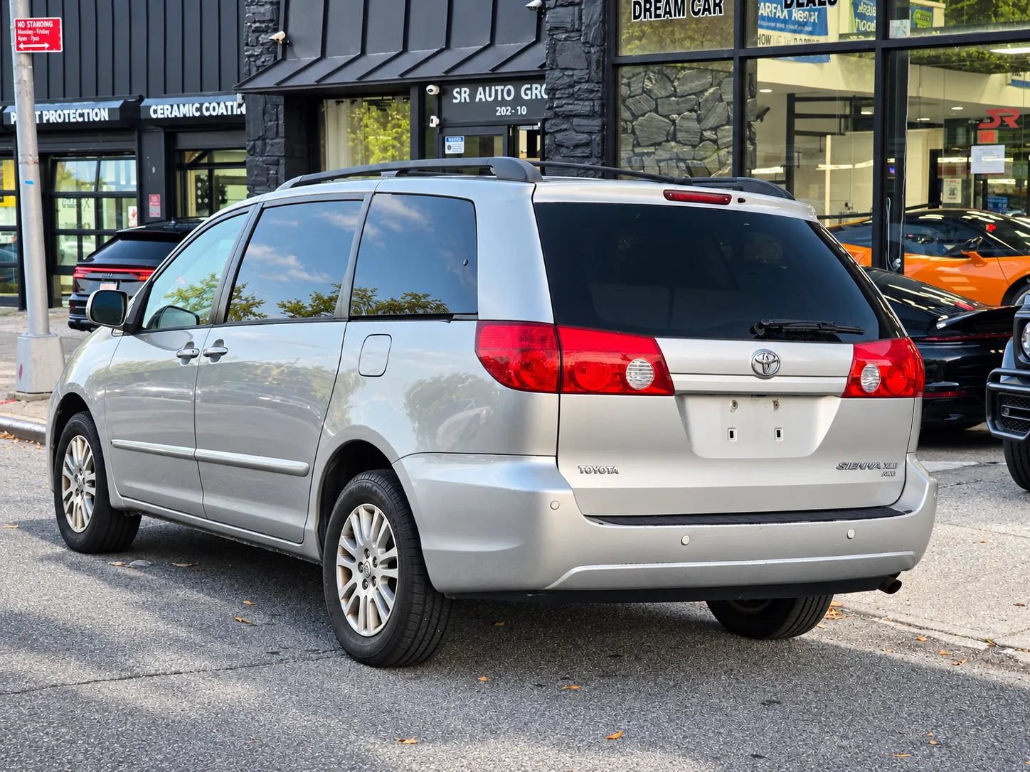 Used 2008 Toyota Sienna XLE AWD/4WD image 9