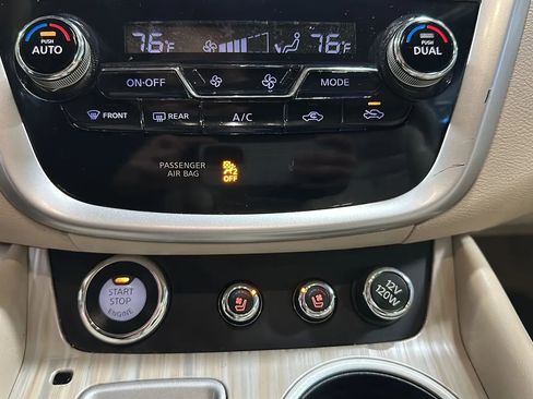 Used 2015 Nissan Murano Platinum w/ Platinum Technology Package image 24