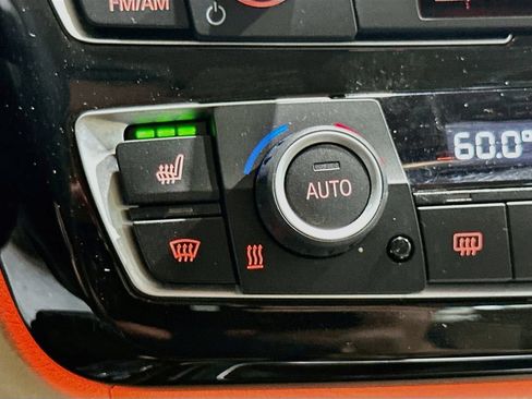 Used 2018 BMW 320i xDrive Sedan w/ Convenience Package AWD/4WD image 20