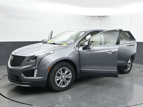Used 2021 Cadillac XT5 Premium Luxury w/ LPO, Floor Liner Package AWD/4WD image 56
