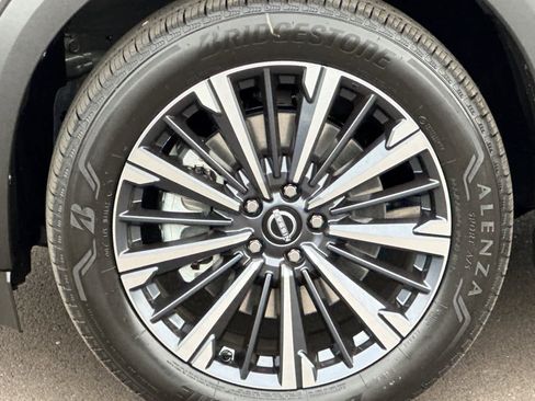 New 2026 Nissan Pathfinder Platinum AWD/4WD image 25