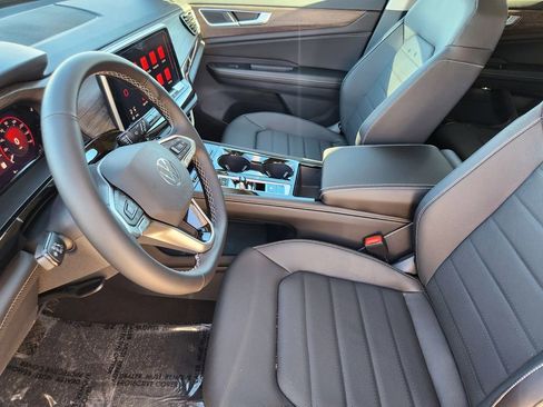 New 2026 Volkswagen Atlas SEL AWD/4WD image 4