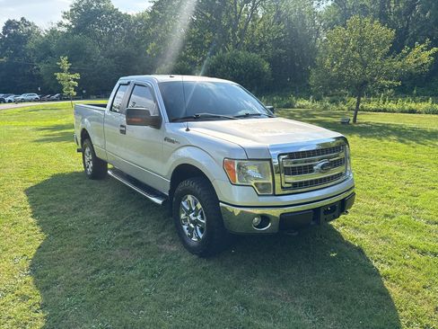 Used 2013 Ford F150 XLT w/ XTR Pkg AWD/4WD image 3