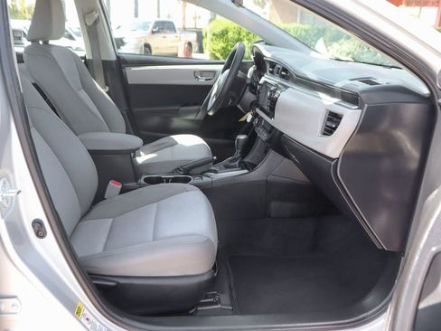 Used 2016 Toyota Corolla LE FWD image 35