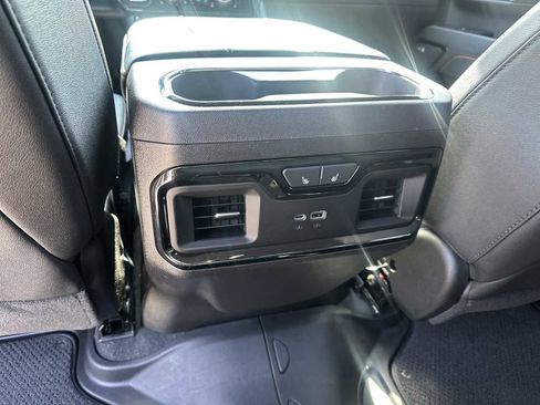 Used 2024 GMC Sierra 2500 AT4 w/ AT4 Premium Plus Package image 26