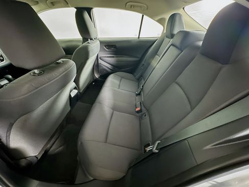 Used 2025 Toyota Corolla LE image 26