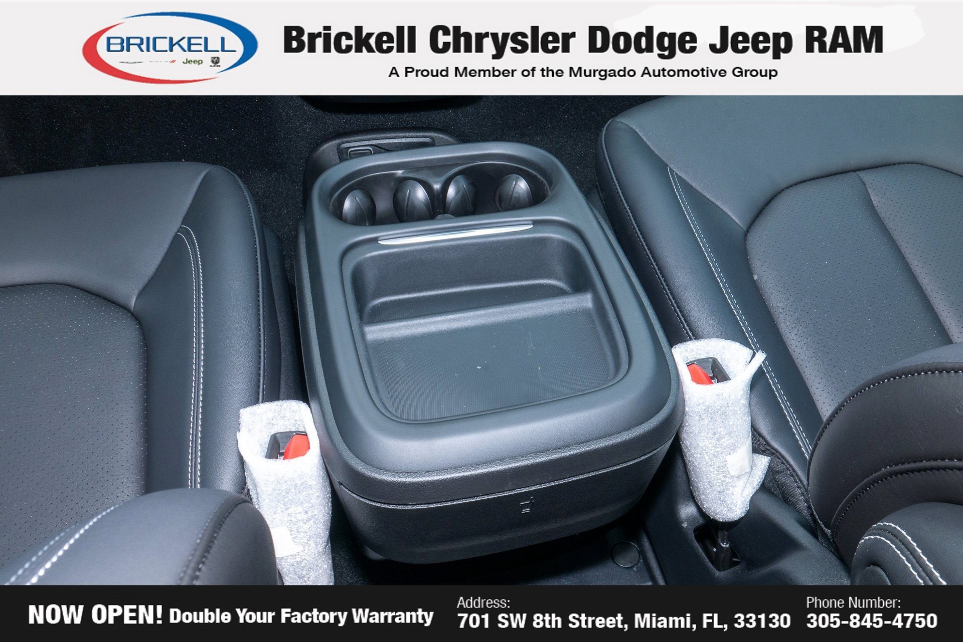 New 2027 Chrysler Pacifica Select FWD image 24