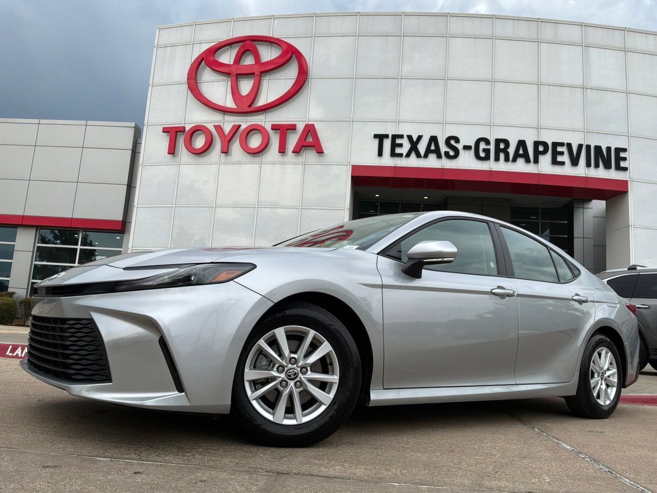 Used 2026 Toyota Camry LE FWD image 2