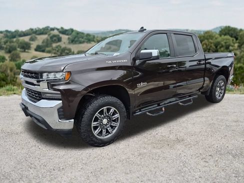 Used 2019 Chevrolet Silverado 1500 LT w/ Texas Edition RWD image 3