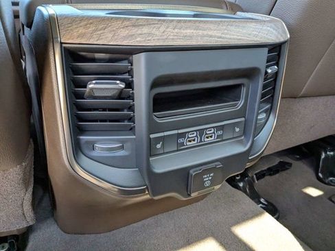 New 2026 RAM 2500 Limited AWD/4WD image 14