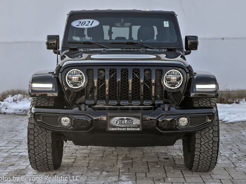 Used 2021 Jeep Gladiator Overland image 2