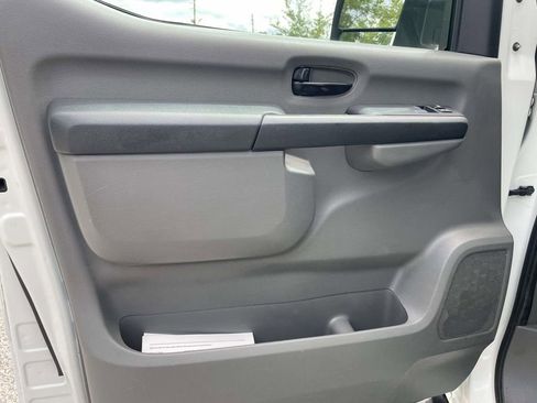 Used 2017 Nissan NV 3500 S w/ Power Package RWD image 16
