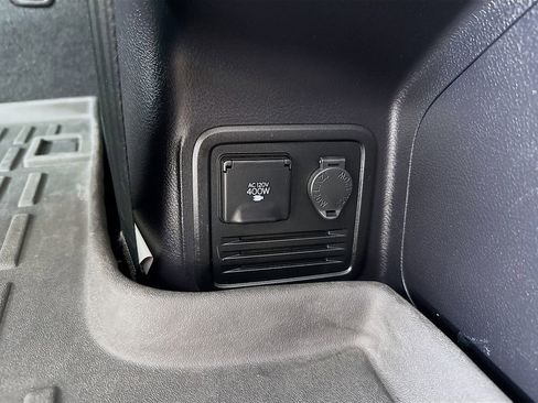 Certified 2018 Toyota 4Runner SR5 Premium image 34