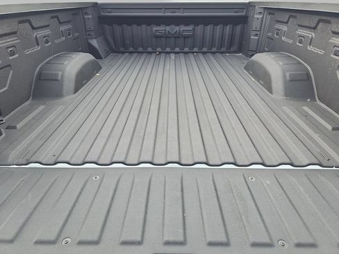 Certified 2026 GMC Sierra 2500 AT4 AWD/4WD image 15