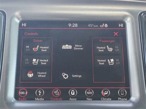 Used 2019 Dodge Challenger SXT w/ Plus Package image 21