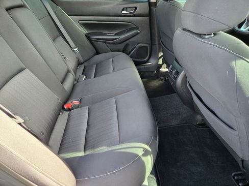 Used 2019 Nissan Altima 2.5 SV FWD image 17