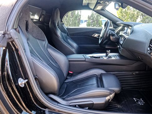 Used 2022 BMW Z4 M40i w/ Premium Package image 31