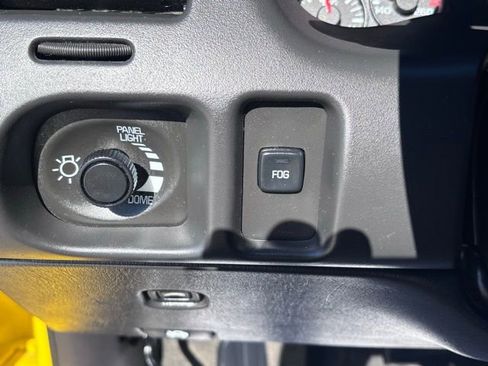 Used 2003 Chevrolet Monte Carlo SS image 20