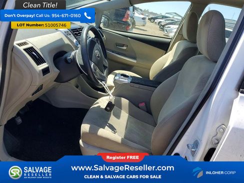 Used 2012 Toyota Prius V Three image 9