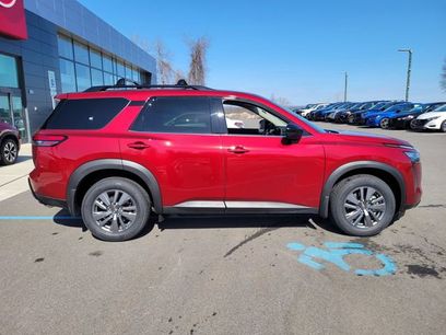 New 2026 Nissan Pathfinder SV