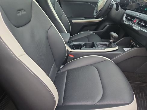 Used 2026 Kia K4 GT-Line Turbo image 22