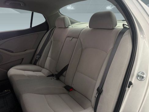 Used 2012 Kia Optima LX image 22