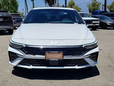 New 2026 Hyundai Elantra SEL Sport FWD image 32