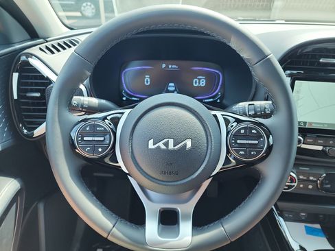 New 2025 Kia Soul EX image 9