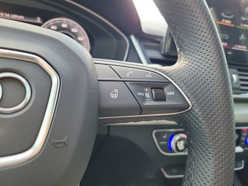 Certified 2024 Audi Q5 e Premium Plus w/ Premium Plus Package image 23