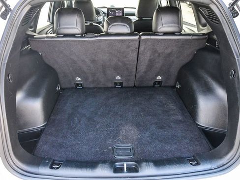 Used 2024 Jeep Compass Latitude image 29