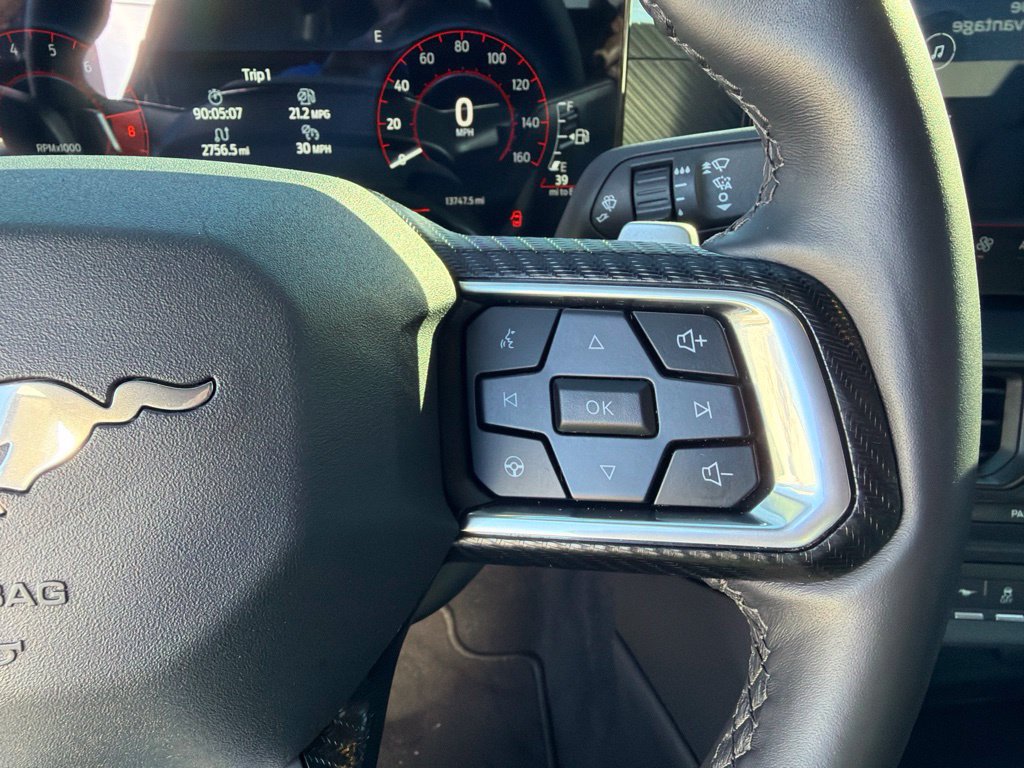 Used 2025 Ford Mustang GT RWD image 21